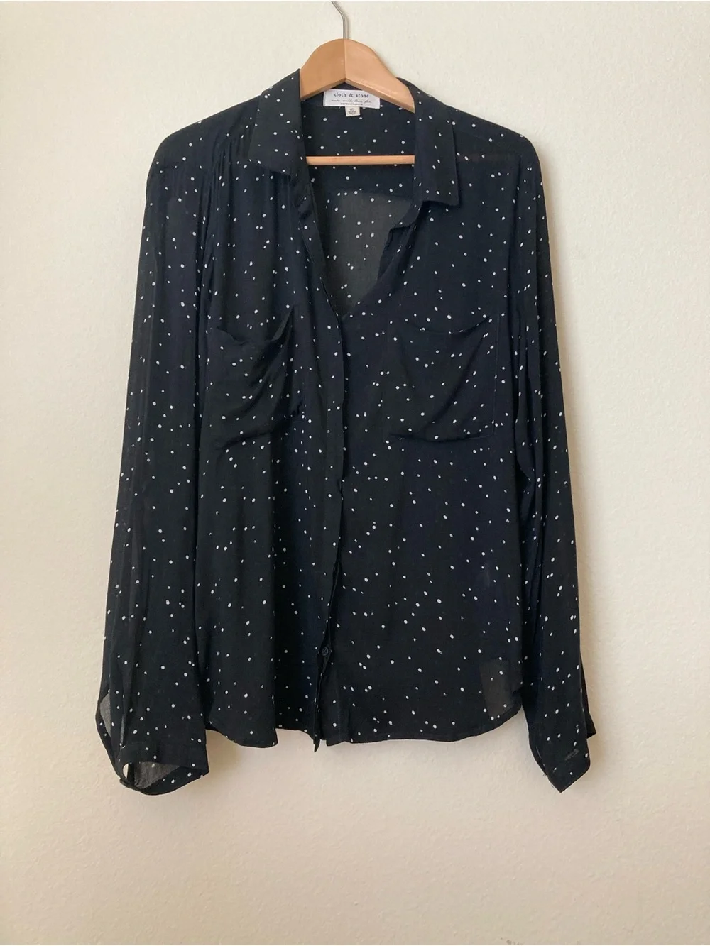 Cloth & Stone by Anthropologie Black Button-Up Shirt with White Dot Print - Picture 2 of 6